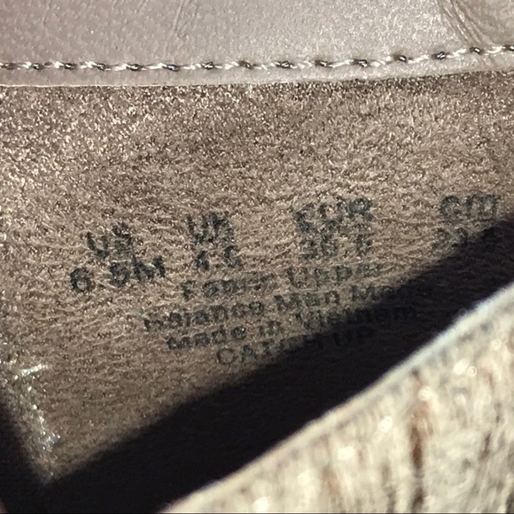 Revolution High Heels – Almond Toe, Faux Leather – Dark Tan – Size 6.5 - Picture 9 of 12